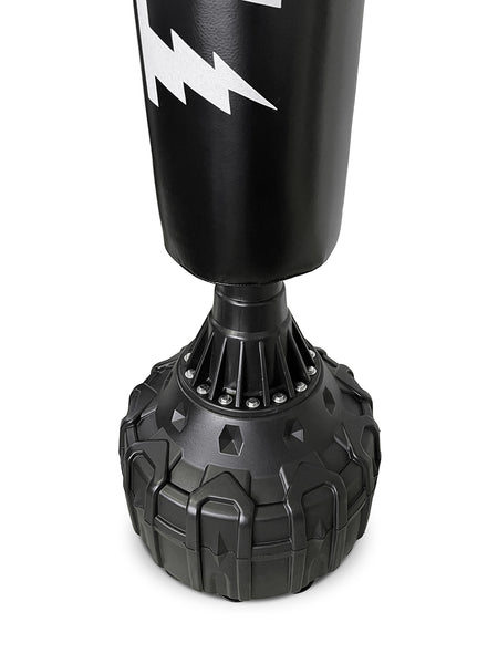 Med denna fristående säck kan man träna boxning hemma